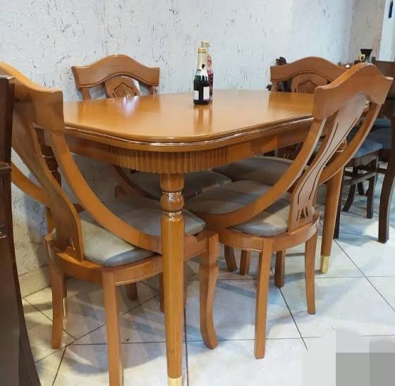 نهارخوری ۸نفره مدل گیتاری چوب توسکا